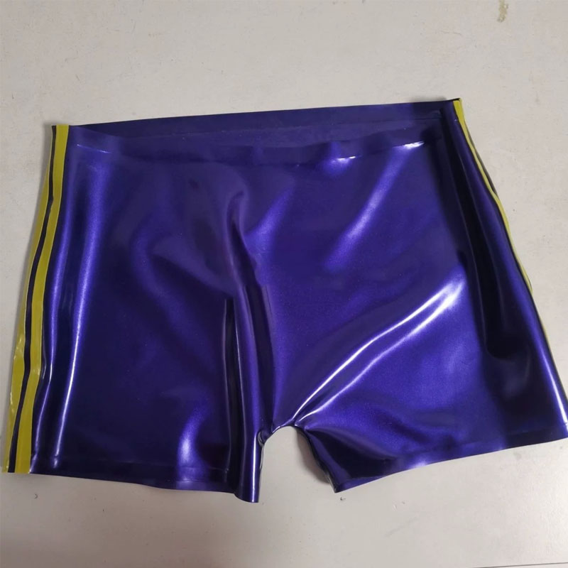 Swim Trunk Shorts - Celana Boxer Pria Berwarna Ungu Metalik