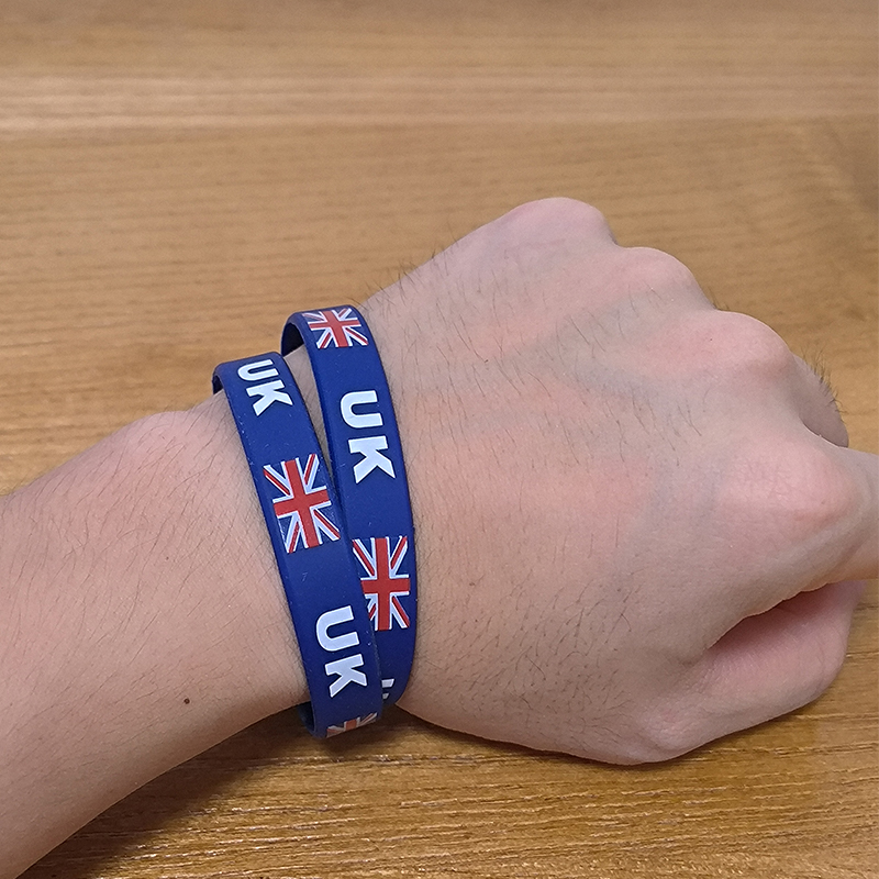 2 buah gelang bendera nasional - Men'S Fashion Uk ulasan dan harga